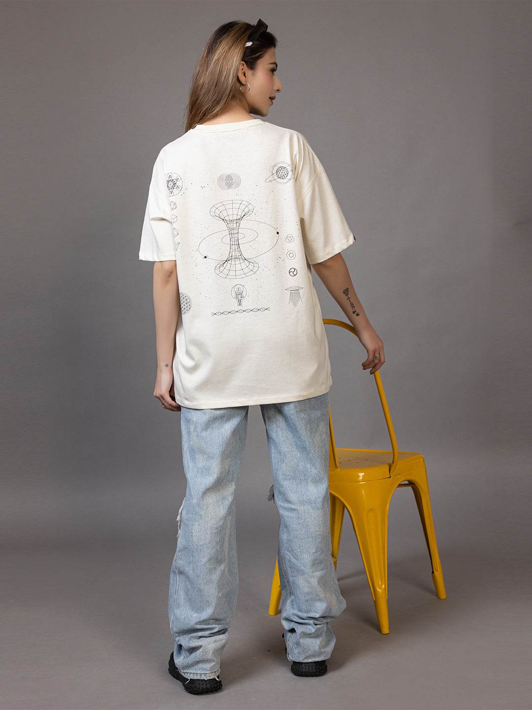 True/False - Unisex Oversized Graphic Tee - ZEALTH.SHOP