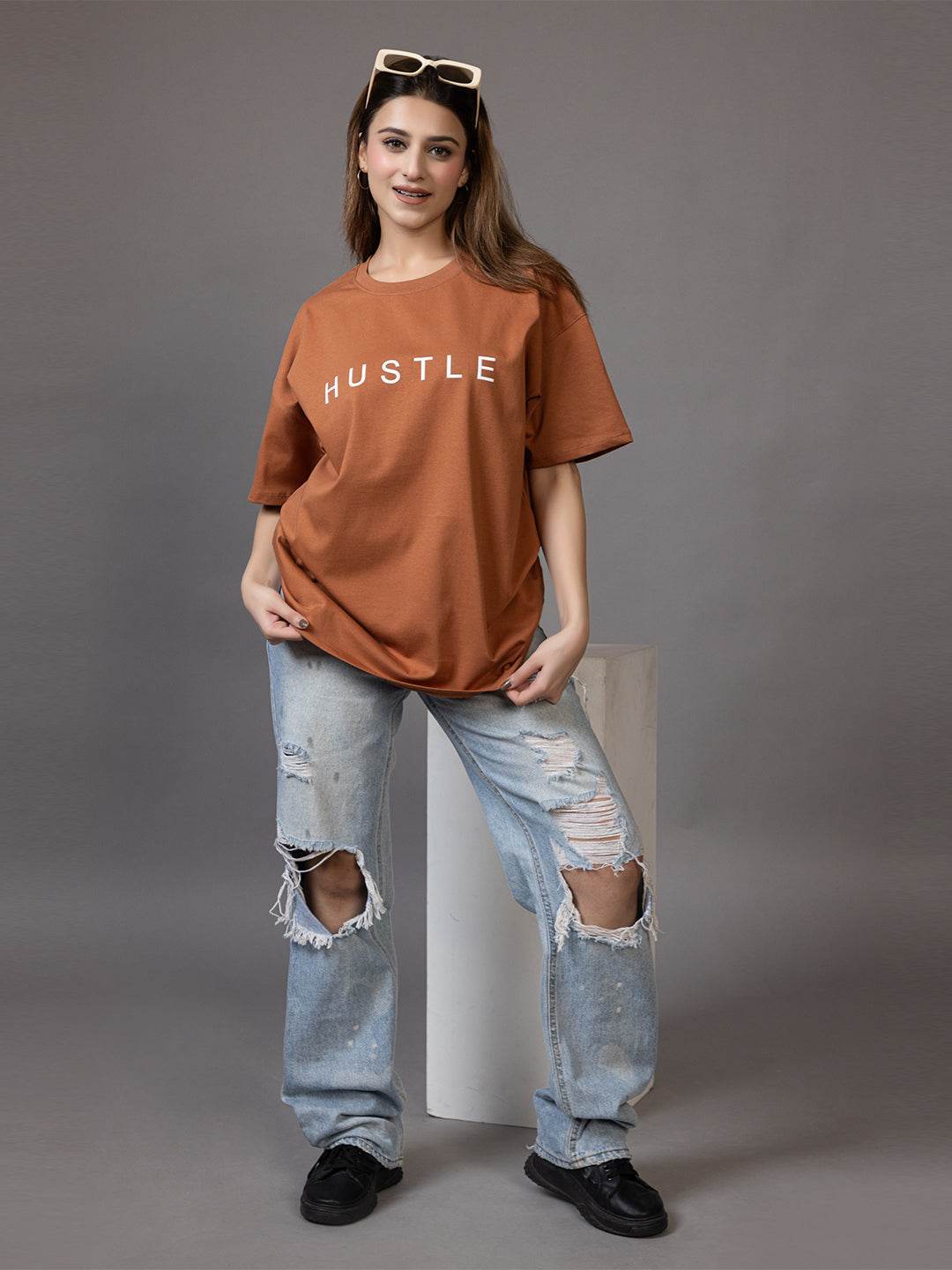 Hustle - Unisex Oversized Graphic Tee - ZEALTH.SHOP