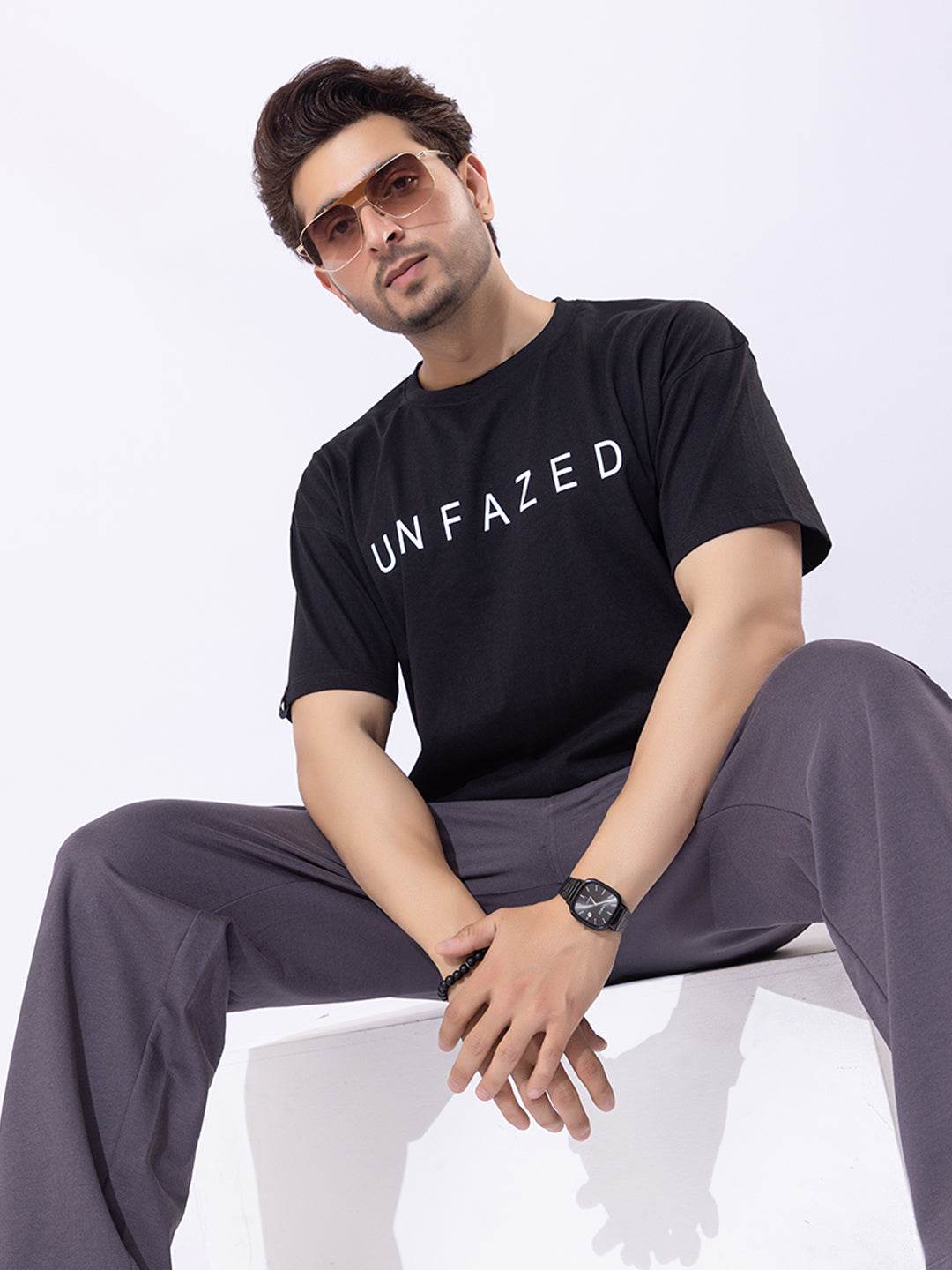Unfazed - Unisex Oversized Graphic Tee - ZEALTH.SHOP
