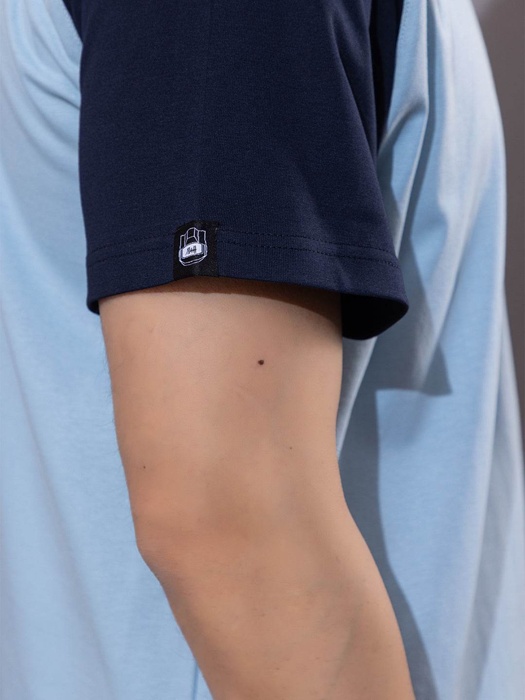 Men Raglan T-Shirt (Half Sleeves) - ZEALTH.SHOP